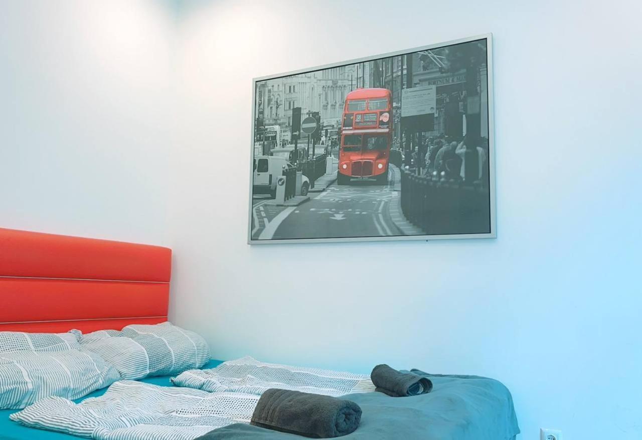 Comfort Triple Room Hn Vienna Exterior photo
